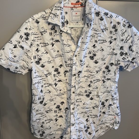 Bundle of 2 men’s medium shirts - Picture 5 of 7